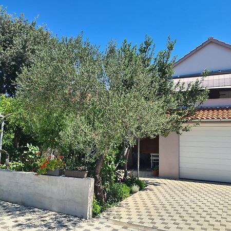Ferienwohnung Romeo Sukošan Exterior foto
