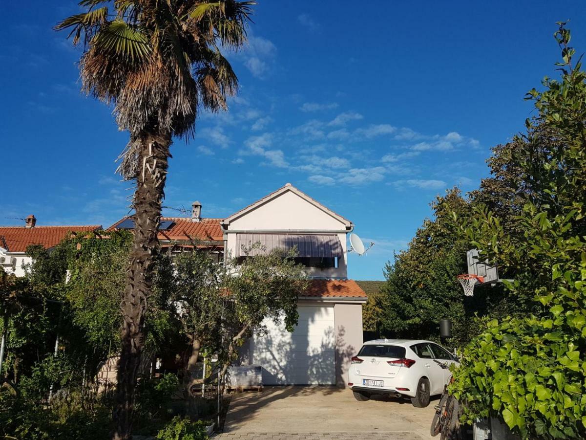 Ferienwohnung Romeo Sukošan Exterior foto